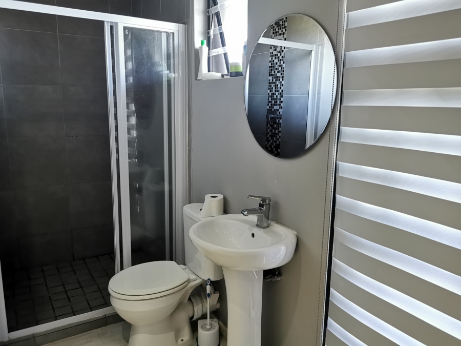 4 Bedroom Property for Sale in Beacon Bay Eastern Cape